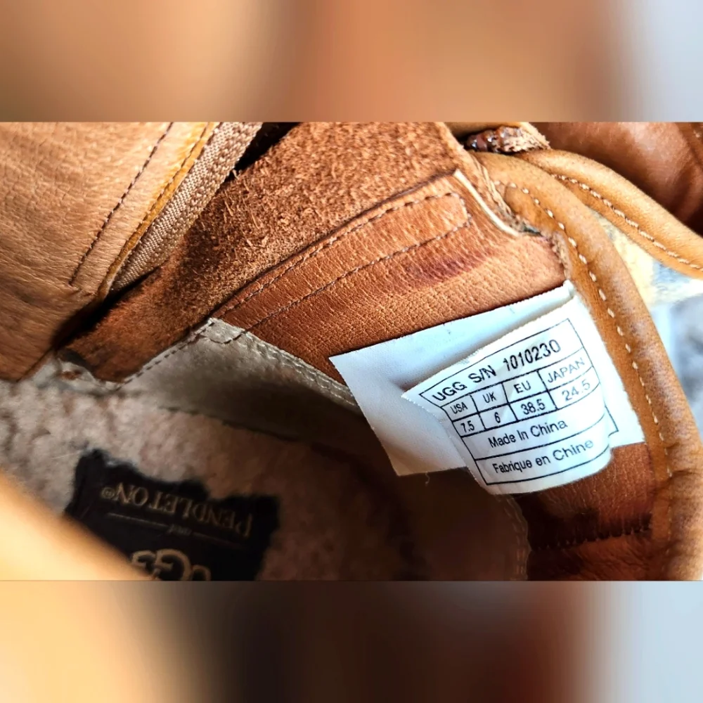 Ugg Pendleton ankle boots size 7.5 - Picture 11 of 16